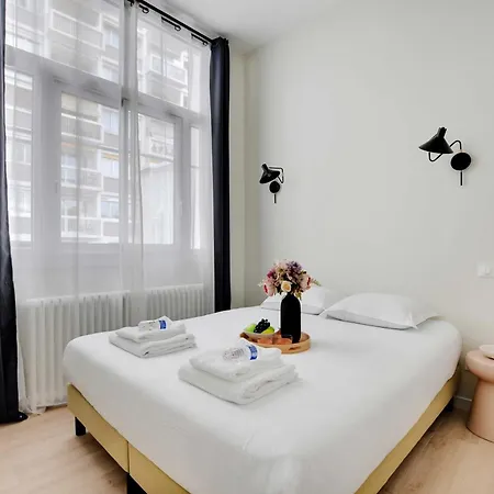 Modern - 2br 6p - Eiffel Tower Apartamento